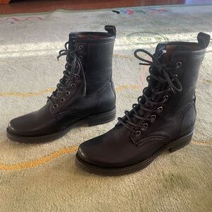 Frye Veronica Combat Boots Black Leather Lace-Up Size 6